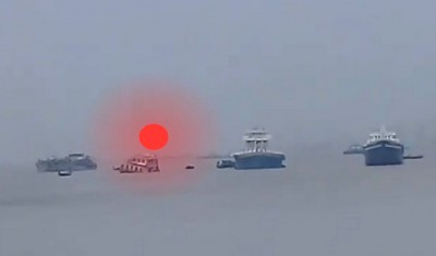 মোংলার পশুর নদীতে কয়লাবোঝাই কার্গো জাহাজ ডুবি